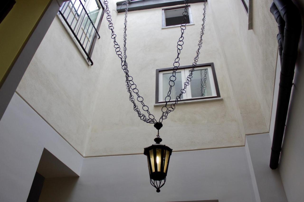 Apartamento Vucciria 57 Locazione Turistica Nel Cuore Pulsante Della Movida! Palermo Exterior foto